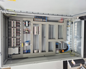 Control acbinet layer Natura Filia - Viper internal